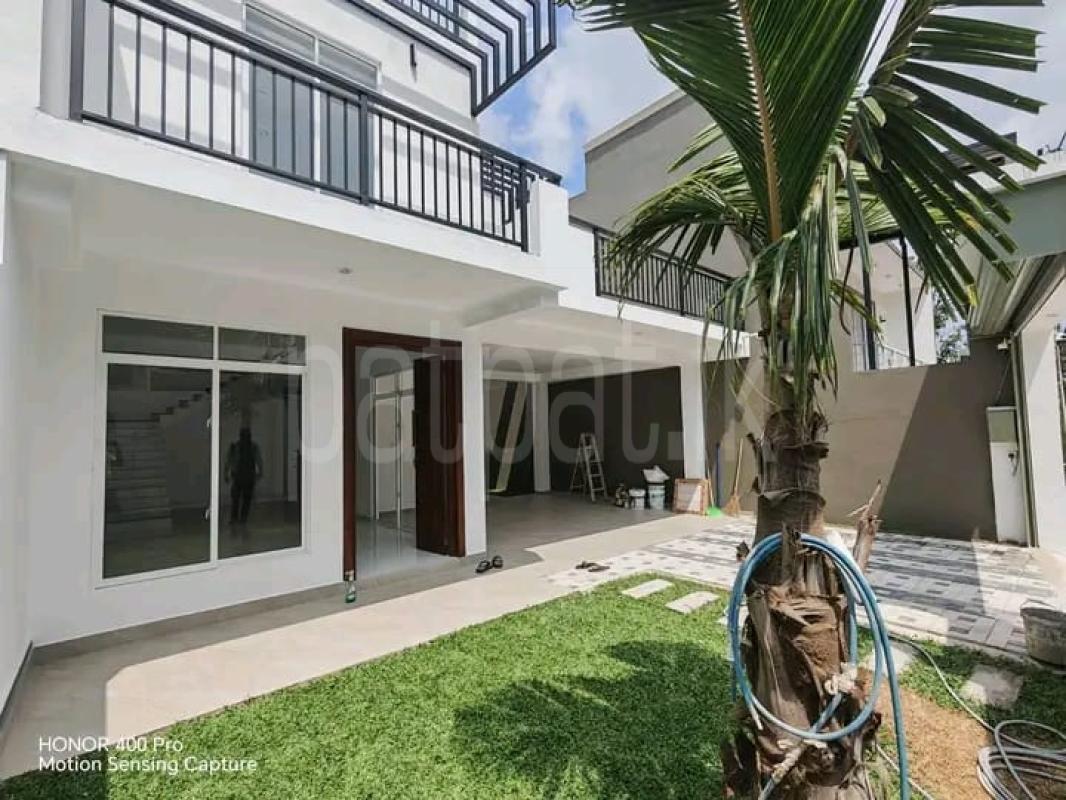 Advertisement image 5