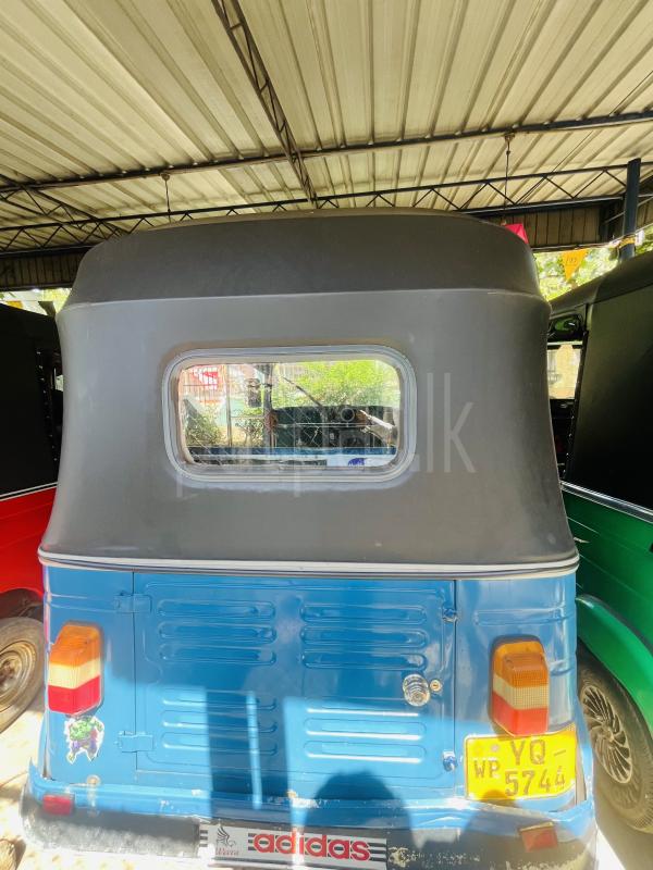 Bajaj 4 stroke 2013 - பயன்படுத்தப்பட்டது முச்சக்கர வண்டி sale in Sri Lanka - patpat.lk