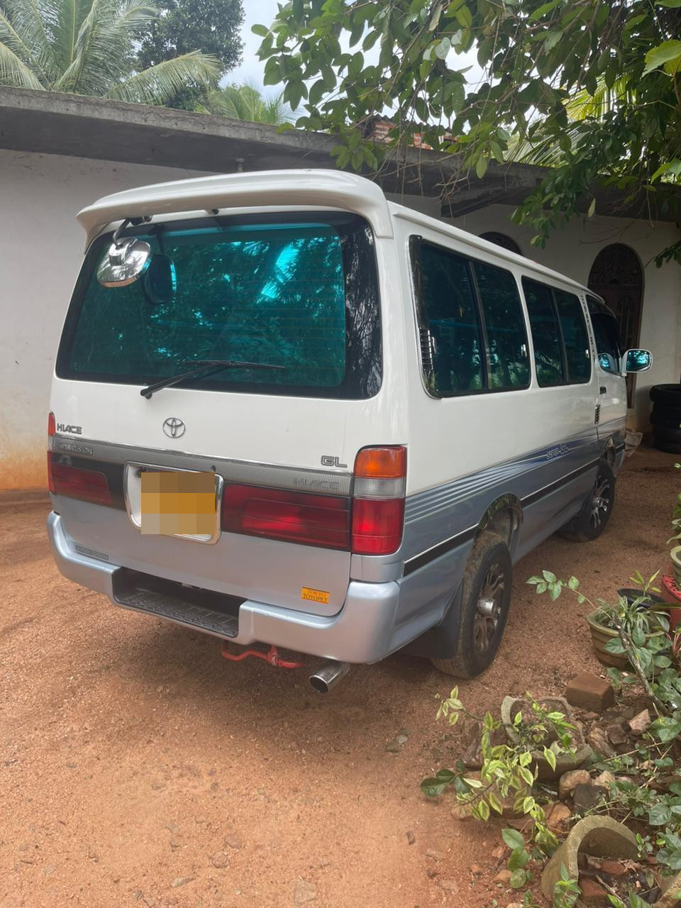 Toyota Hiace 1993 - Used Van sale in Sri Lanka - patpat.lk