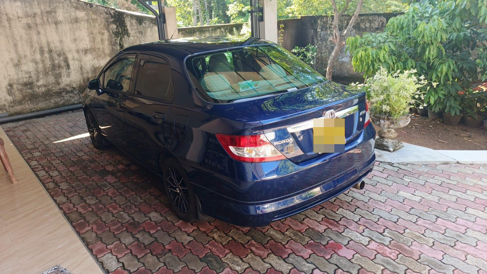 Honda Fit 2003 - பயன்படுத்தப்பட்டது கார் sale in Sri Lanka - patpat.lk