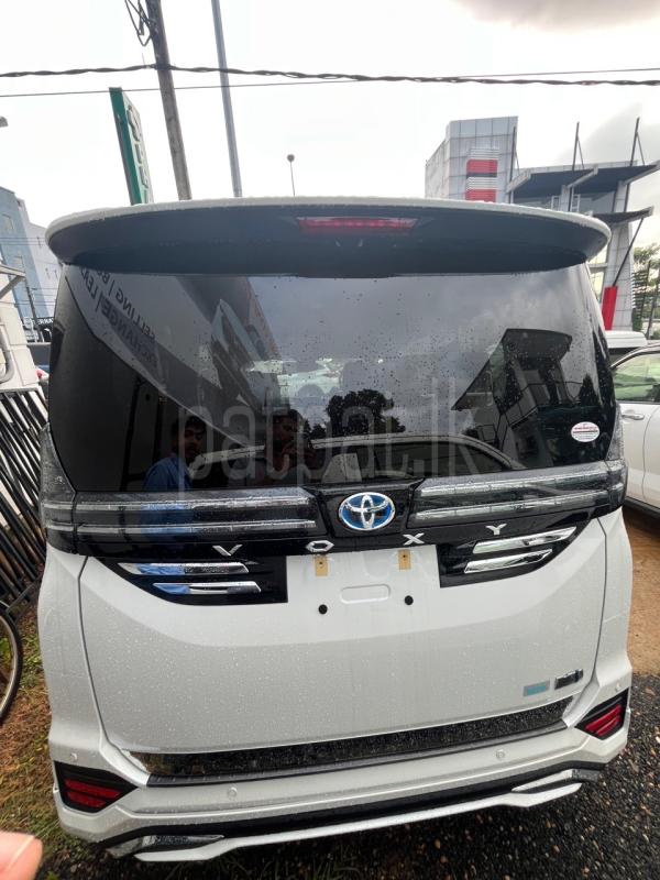 Advertisement image 6