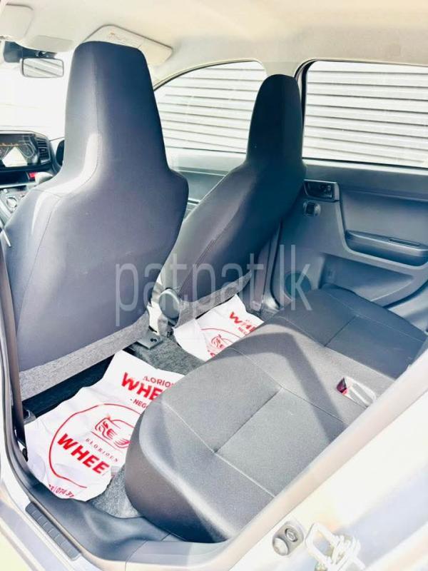 Advertisement image 5