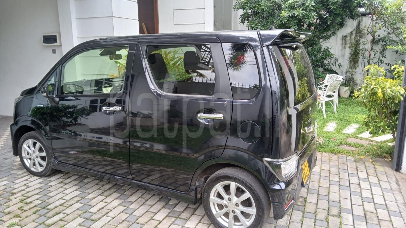 Suzuki Wagon R 2017 - Used Car sale in Sri Lanka - patpat.lk