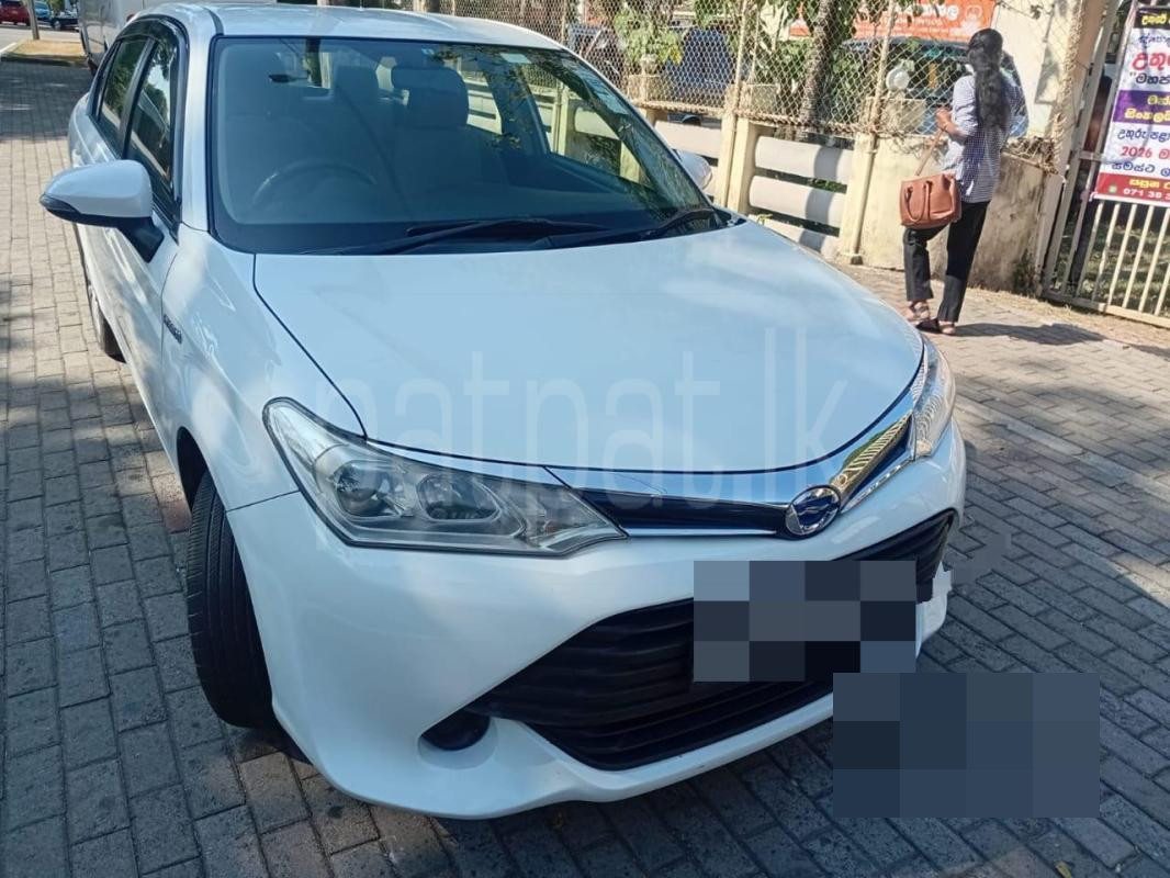 Toyota Axio 2015 - பயன்படுத்தப்பட்டது கார் sale in Sri Lanka - patpat.lk