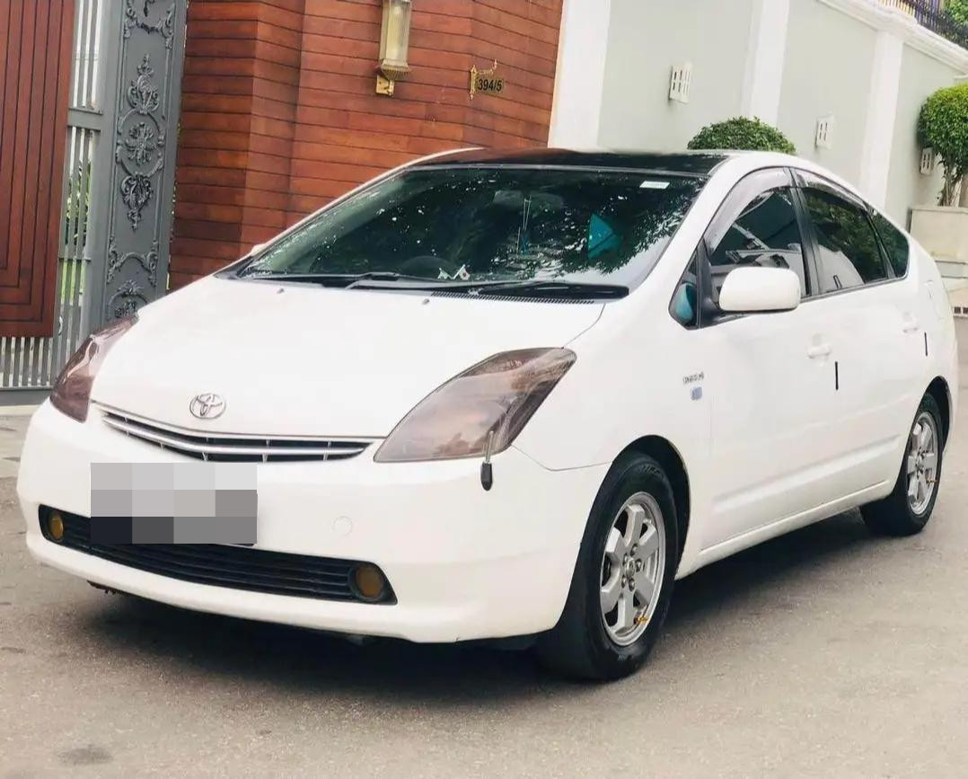 Toyota Prius 2008 - Used Car sale in Sri Lanka - patpat.lk