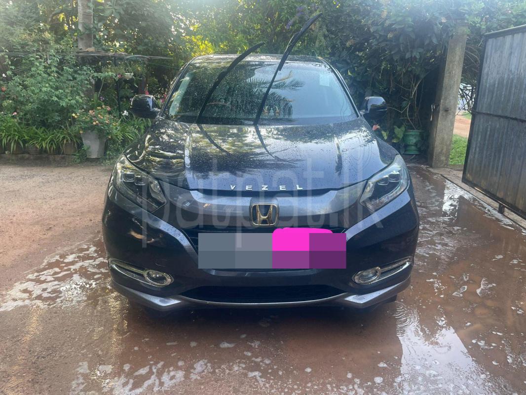 Honda Vezel 2014 - Reconditioned SUV sale in Sri Lanka - patpat.lk