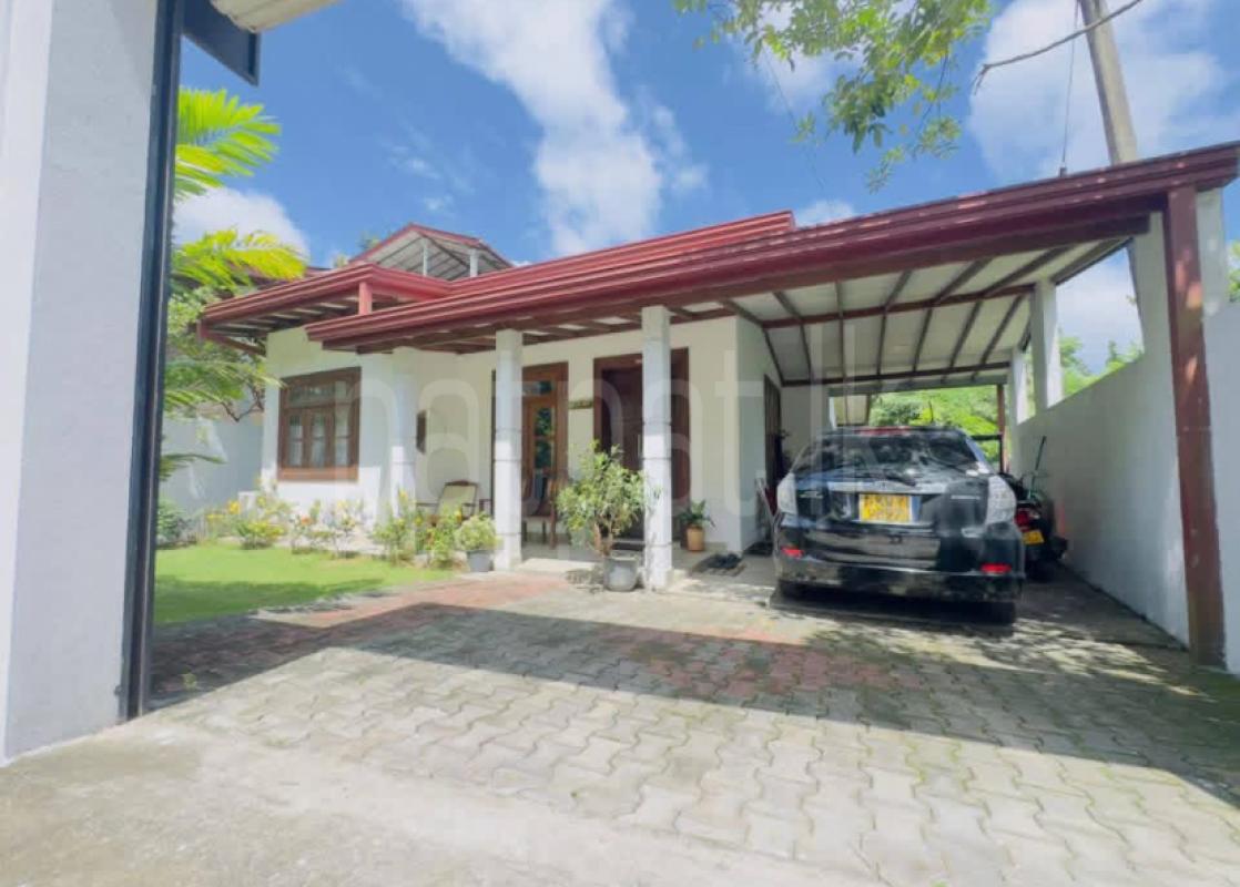 House for Sale in Kahathuduwa