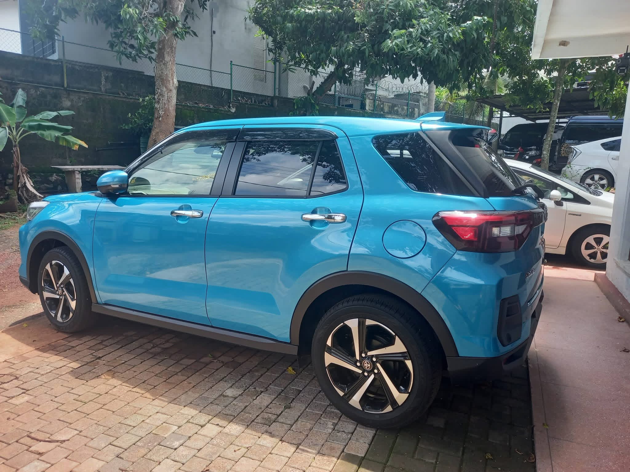 Toyota Raize 2024 - சான்றளிக்கப்பட்டது SUV sale in Sri Lanka - patpat.lk