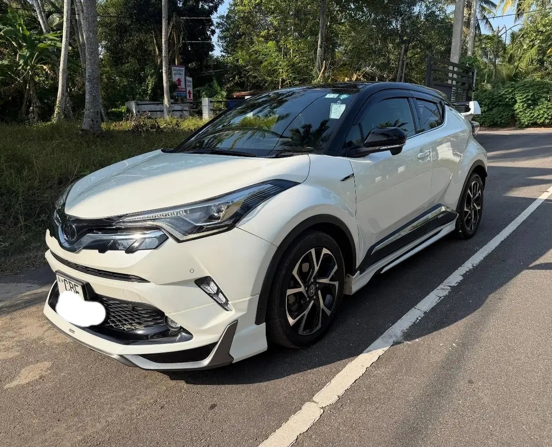 Toyota CHR 2018 ads-image-1