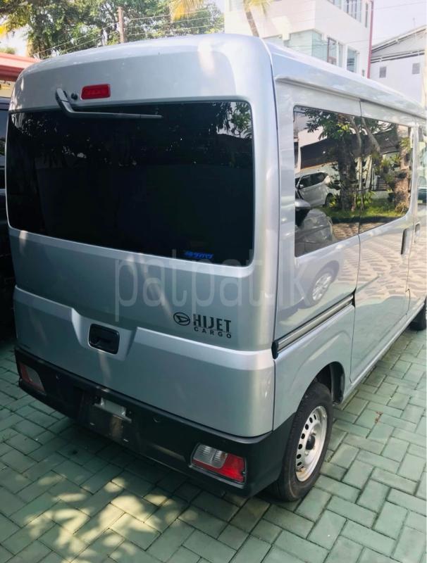 Advertisement image 2