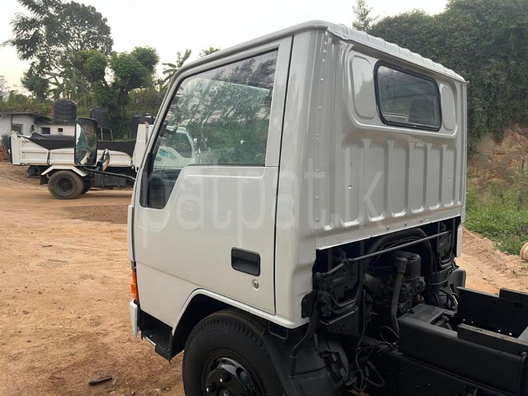 Advertisement image 5