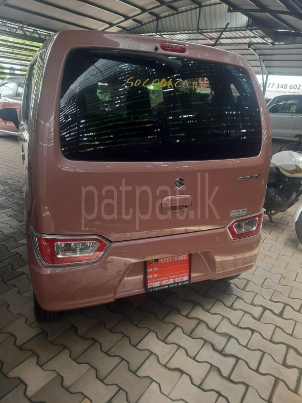 Advertisement image 6