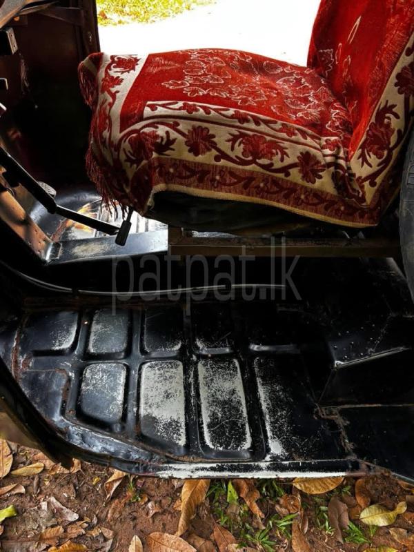 Advertisement image 4