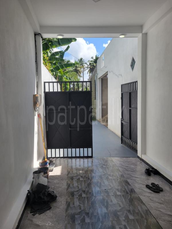 House for Sale in Wellampitiya