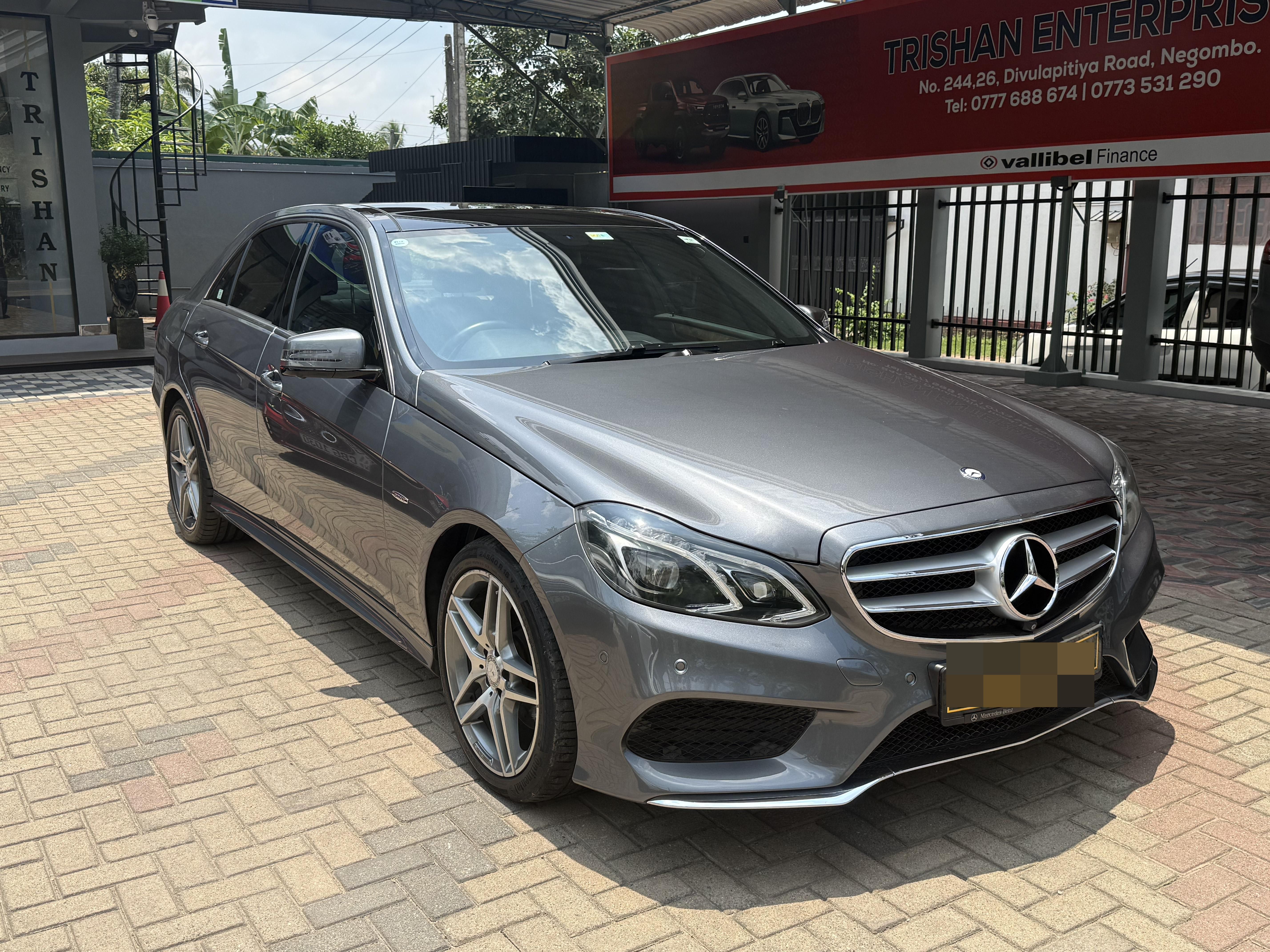 Mercedes Benz E Class 2015 ads-image-1