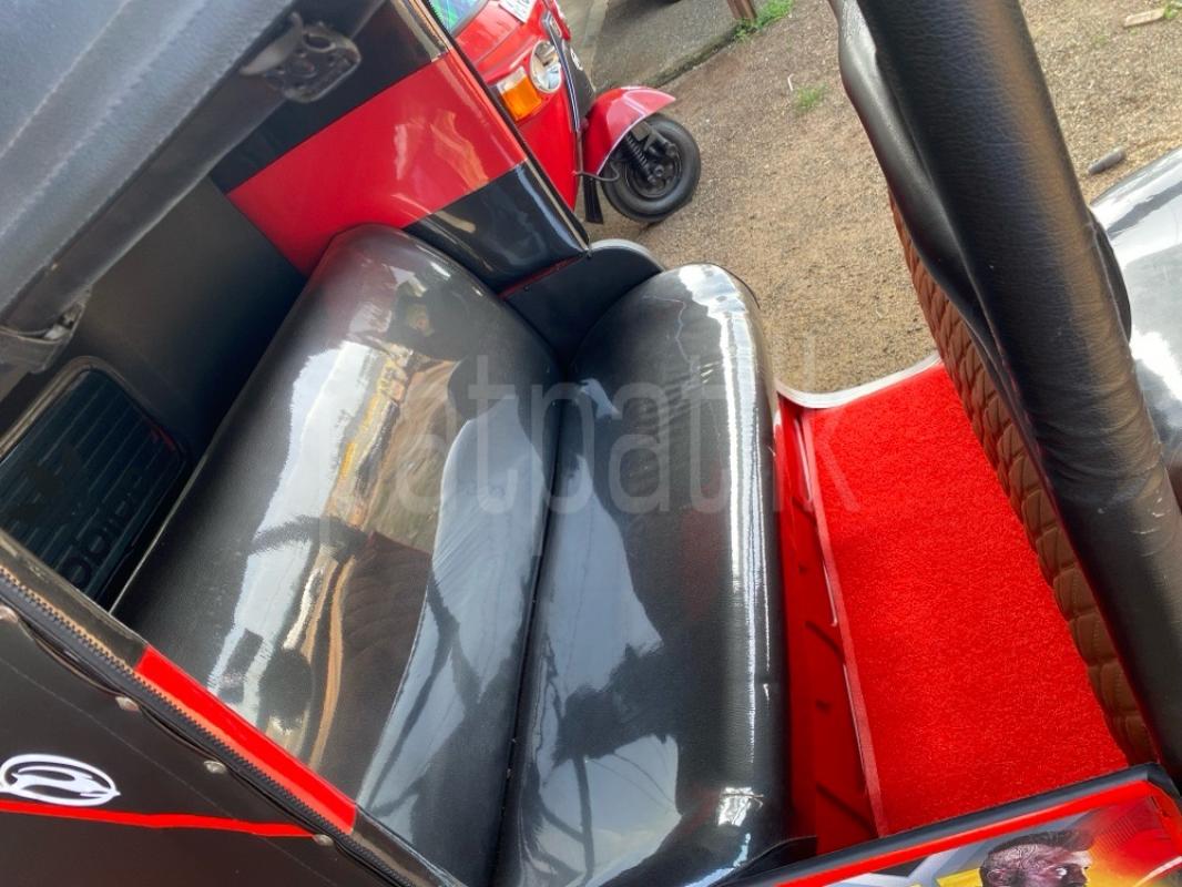 Advertisement image 6