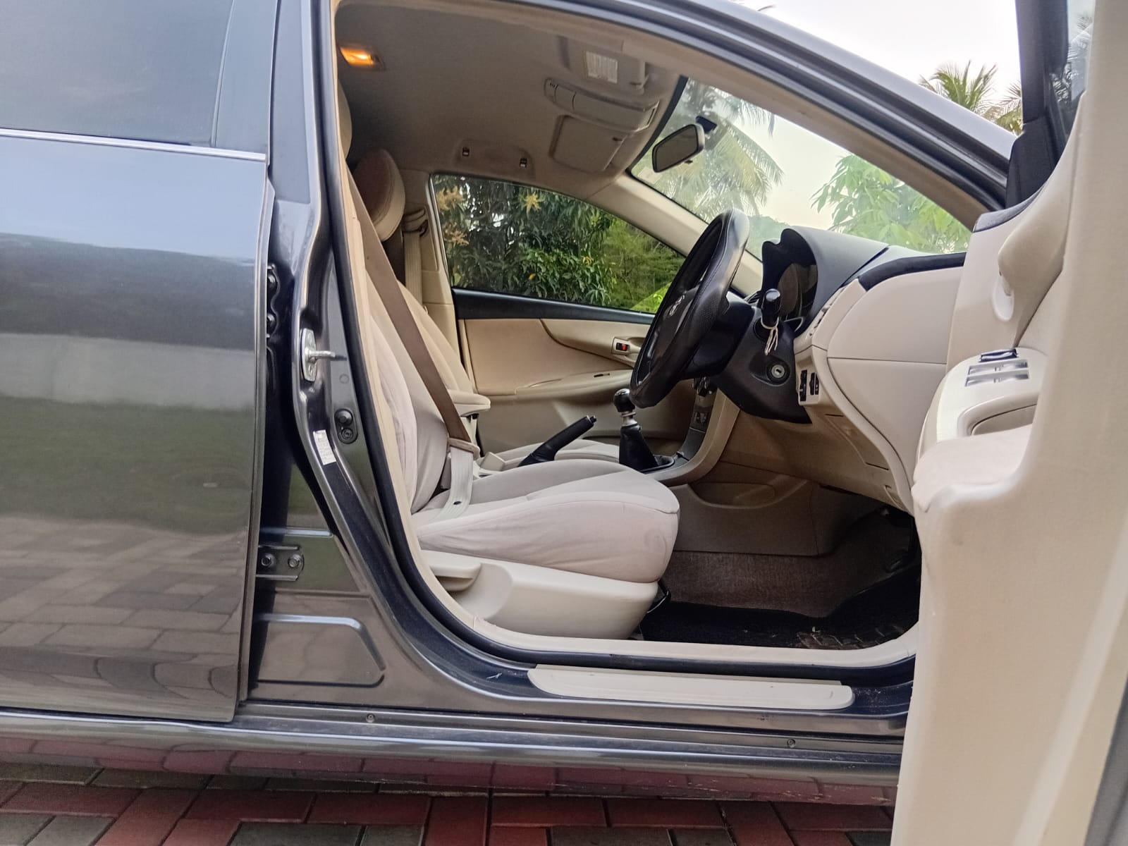 Toyota Corolla 2010 - பயன்படுத்தப்பட்டது கார் sale in Sri Lanka - patpat.lk