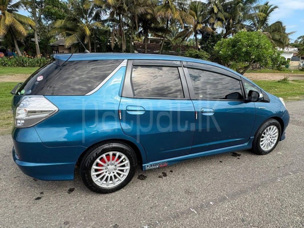 Advertisement image 4