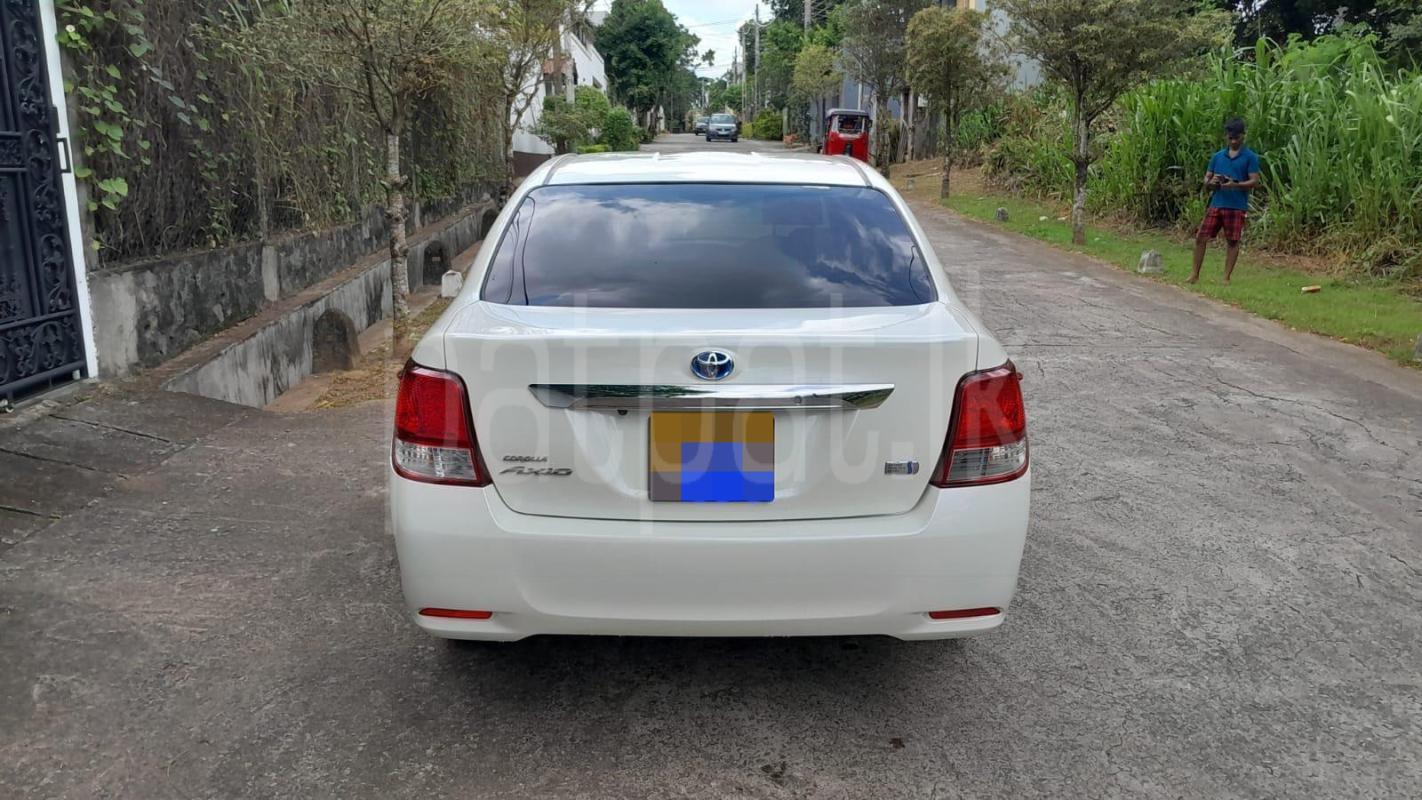 Toyota Axio 2015 - භාවිතා කරන ලද කාර් sale in Sri Lanka - patpat.lk