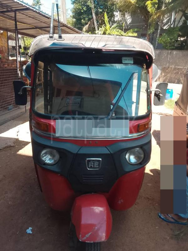 Bajaj Three Wheel 2017 - பயன்படுத்தப்பட்டது முச்சக்கர வண்டி sale in Sri Lanka - patpat.lk