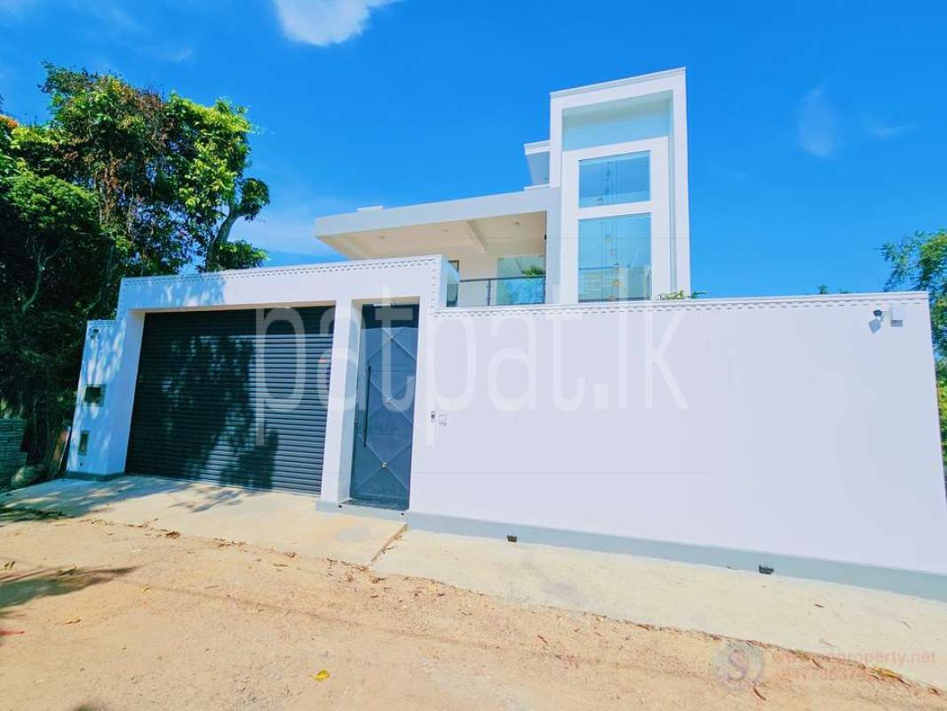 Advertisement image 1