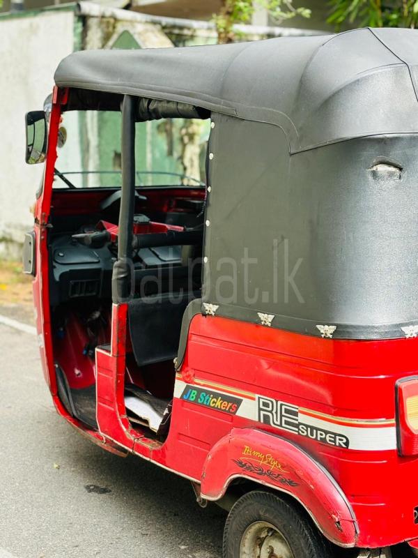 Bajaj Three Wheel 2012 - பயன்படுத்தப்பட்டது முச்சக்கர வண்டி sale in Sri Lanka - patpat.lk