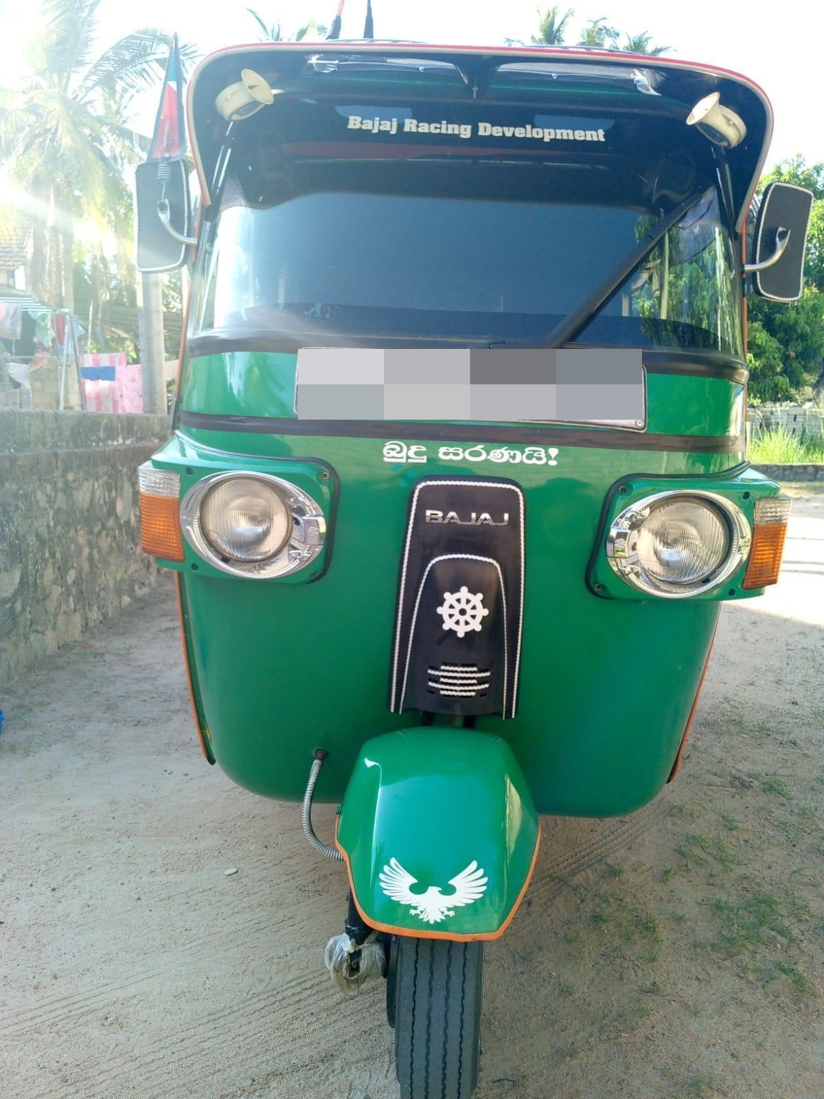 Bajaj Three Wheel 2009 - භාවිතා කරන ලද ත්‍රිරෝද රථය sale in Sri Lanka - patpat.lk