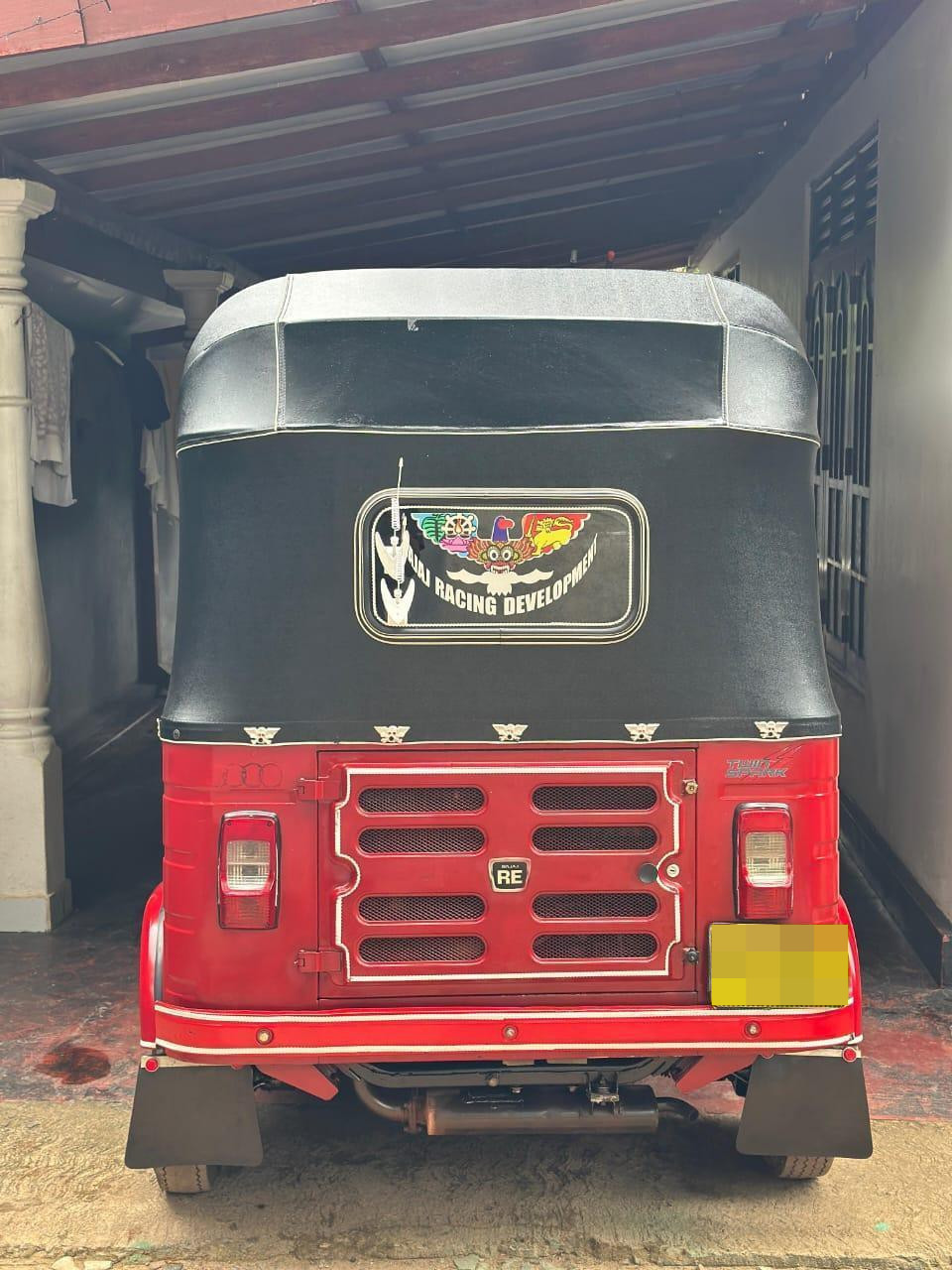Bajaj 4 stroke 2016 - Used Three wheeler sale in Sri Lanka - patpat.lk