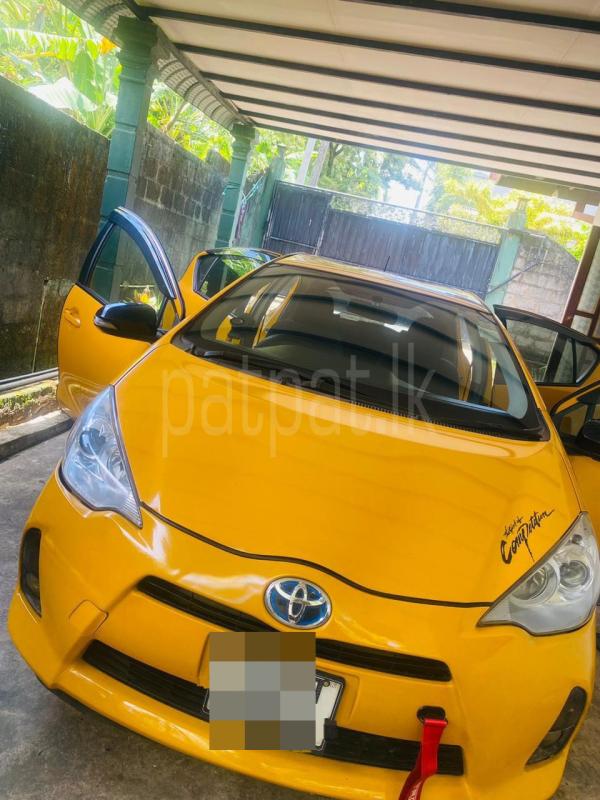 Toyota Aqua 2015 - භාවිතා කරන ලද කාර් sale in Sri Lanka - patpat.lk