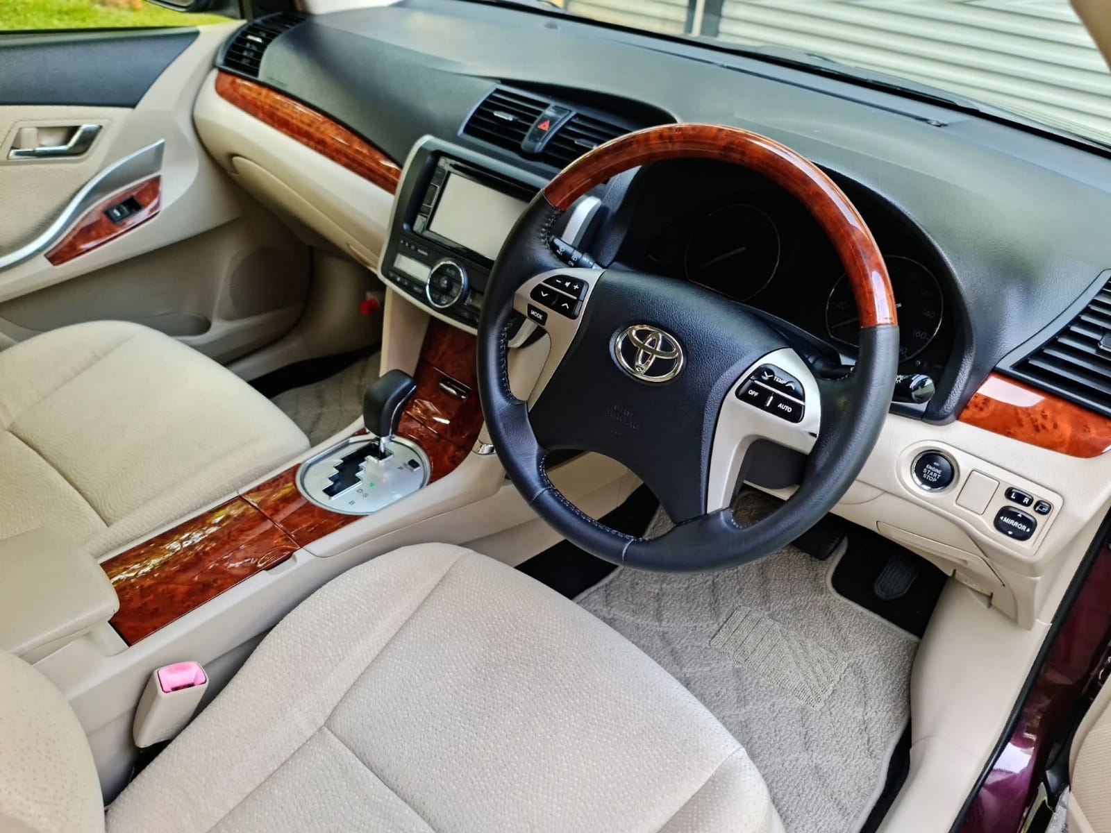 Toyota Allion 2013 - Used Car sale in Sri Lanka - patpat.lk