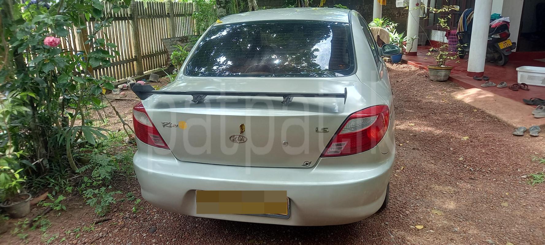 KIA Rio 2000 - பயன்படுத்தப்பட்டது கார் sale in Sri Lanka - patpat.lk