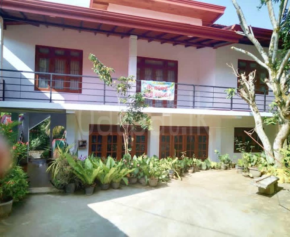 House for Sale in Adampan ads-image-1