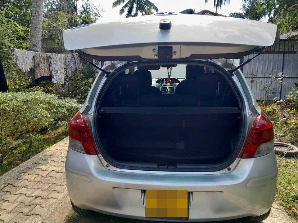 Toyota Vitz 2008 - பயன்படுத்தப்பட்டது கார் sale in Sri Lanka - patpat.lk