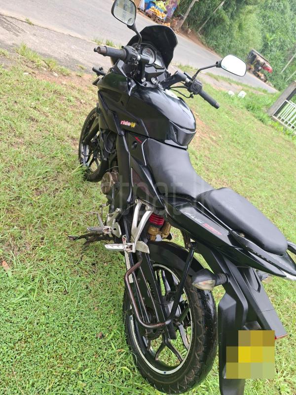 Bajaj Pulsar 2015 - பயன்படுத்தப்பட்டது பைக் sale in Sri Lanka - patpat.lk