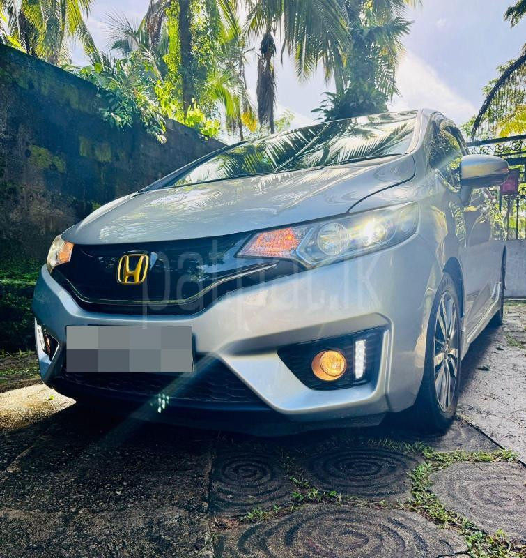 Honda Fit 2013 - பயன்படுத்தப்பட்டது கார் sale in Sri Lanka - patpat.lk