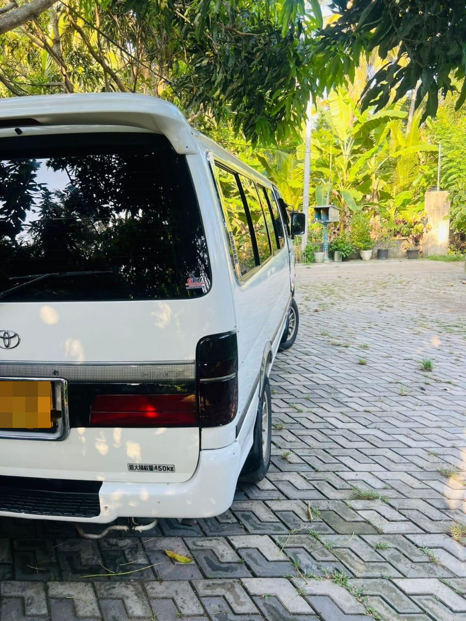 Toyota Hiace 1997 - Used Van sale in Sri Lanka - patpat.lk