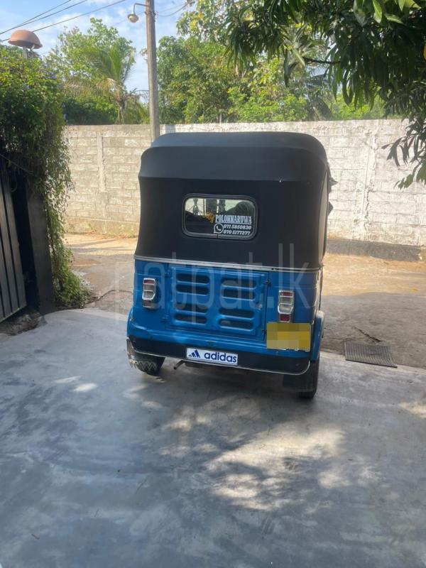 Bajaj Three Wheel 2014 - மறுசீரமைக்கப்பட்டது முச்சக்கர வண்டி sale in Sri Lanka - patpat.lk