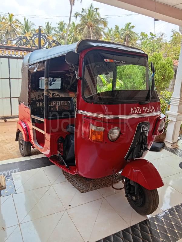 Bajaj Three Wheel 2013 - பயன்படுத்தப்பட்டது முச்சக்கர வண்டி sale in Sri Lanka - patpat.lk