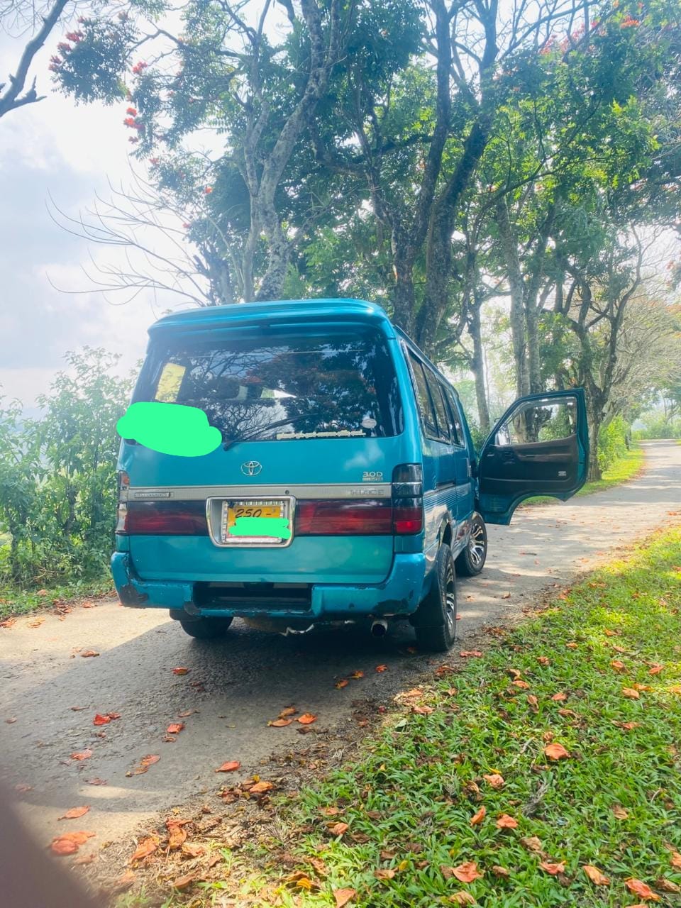 Toyota Hiace 1992 - Used Van sale in Sri Lanka - patpat.lk