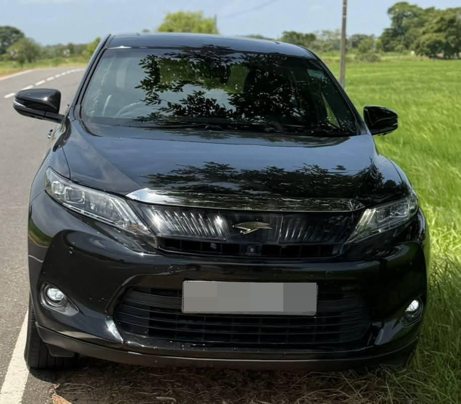 Toyota Harrier 2014 - භාවිතා කරන ලද SUV රථය sale in Sri Lanka - patpat.lk