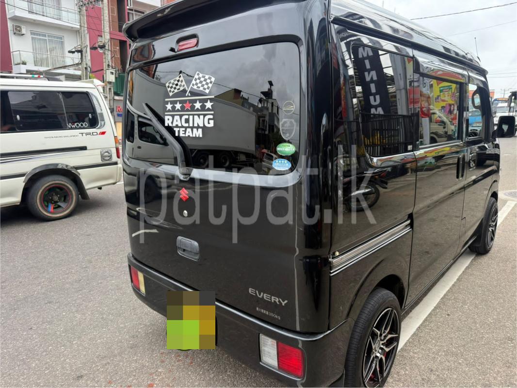 Advertisement image 3