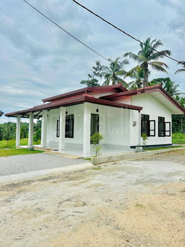 House for Sale in Nittambuwa