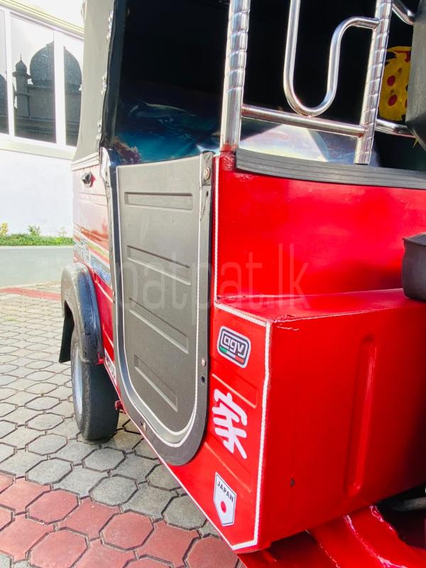 Bajaj 4 stroke 2007 - Used Three wheeler sale in Sri Lanka - patpat.lk