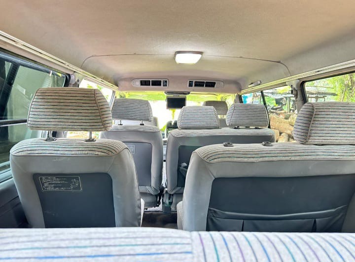 Toyota LH113 2000 - பயன்படுத்தப்பட்டது வேன் sale in Sri Lanka - patpat.lk