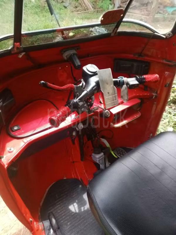 Bajaj 2 stroke 2005 - பயன்படுத்தப்பட்டது முச்சக்கர வண்டி sale in Sri Lanka - patpat.lk