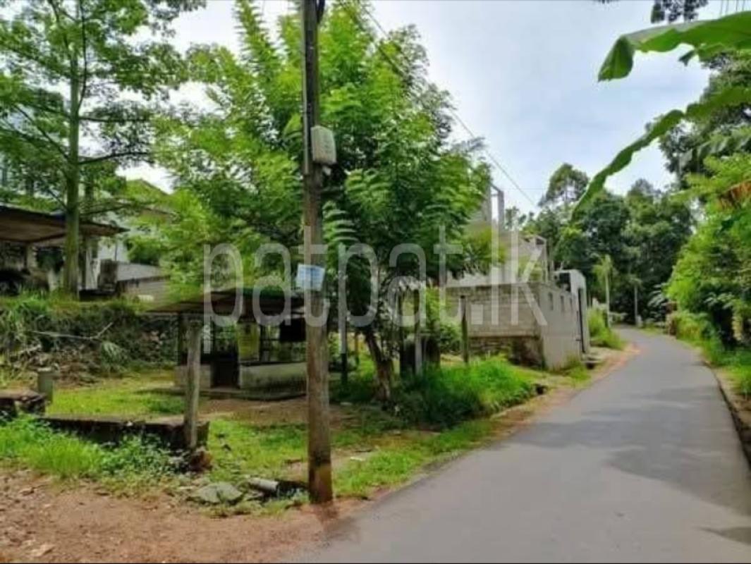 Commercial Land for Sale in Kadawatha ads-image-1