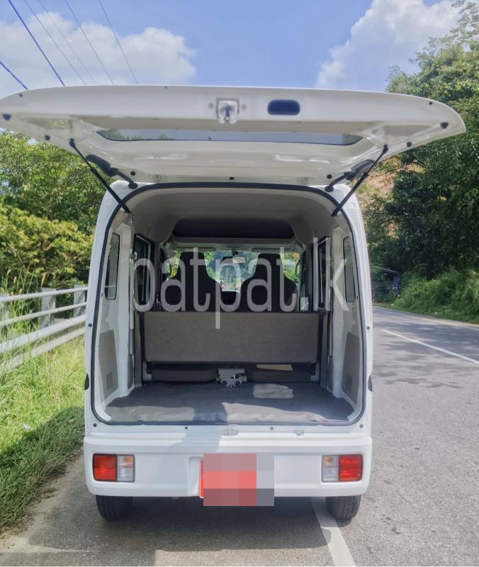 Advertisement image 3