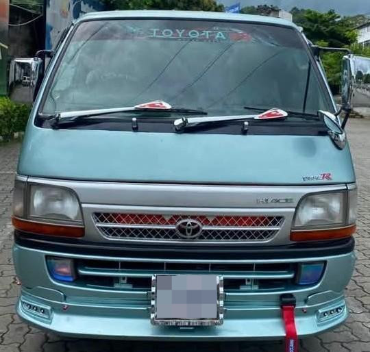 Toyota Hiace 1993 - භාවිතා කරන ලද වෑන් රථය sale in Sri Lanka - patpat.lk