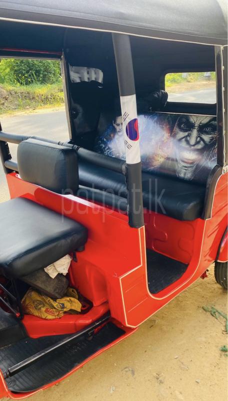 Bajaj 4 stroke 2012 - பயன்படுத்தப்பட்டது முச்சக்கர வண்டி sale in Sri Lanka - patpat.lk