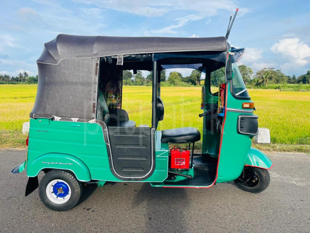 Bajaj Three Wheel 2014 - Used Three wheeler sale in Sri Lanka - patpat.lk